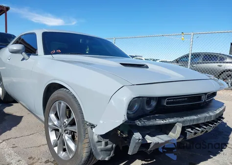 2021 Dodge Challenger Sxt Awd z USA, uszkodzony, nr VIN 2C3CDZGG6MH521660